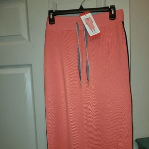 Brand new skirt